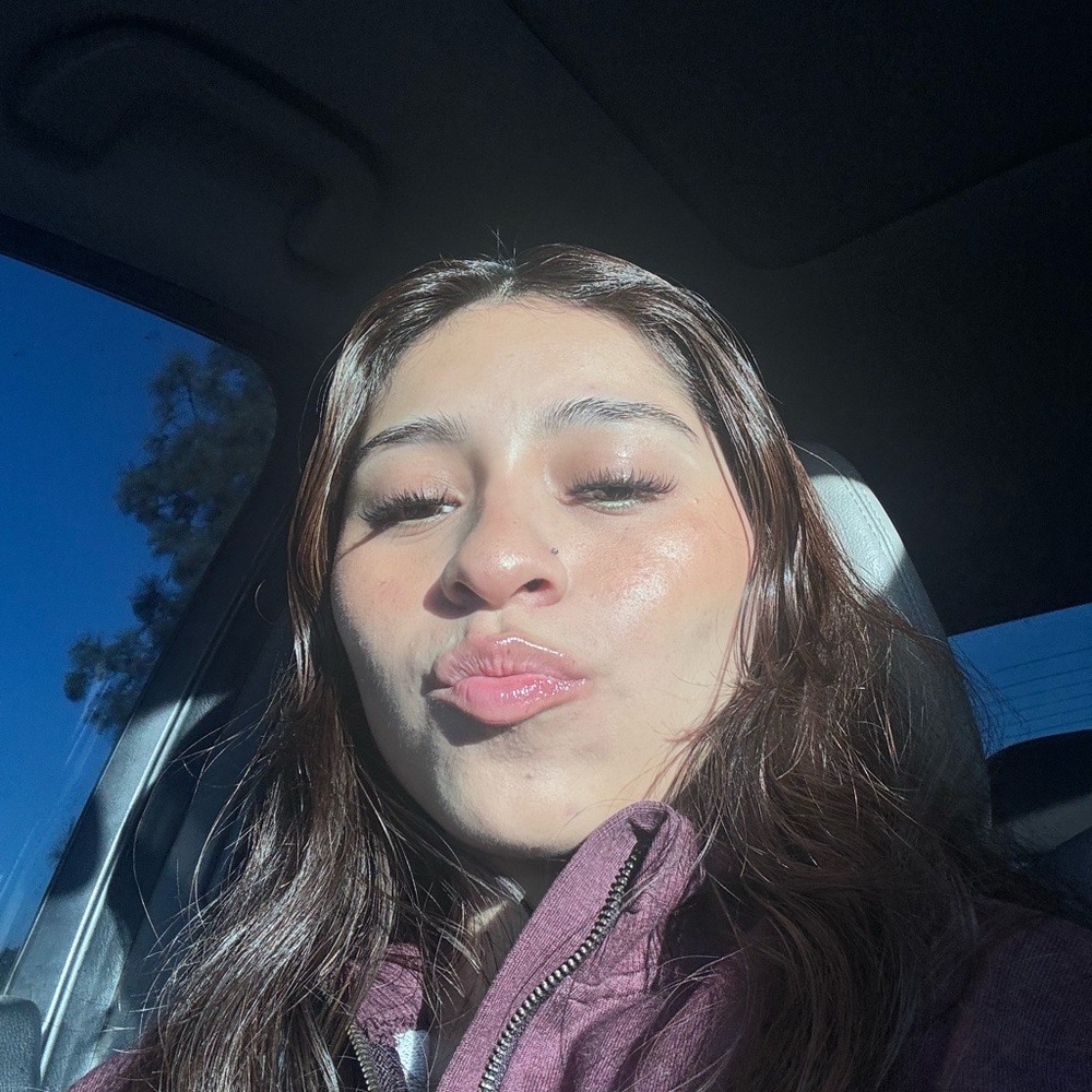 Meet your Posher, Samantha